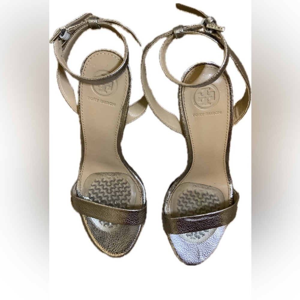 Tory Burch Elana Leather Heels - Picture 3 of 5